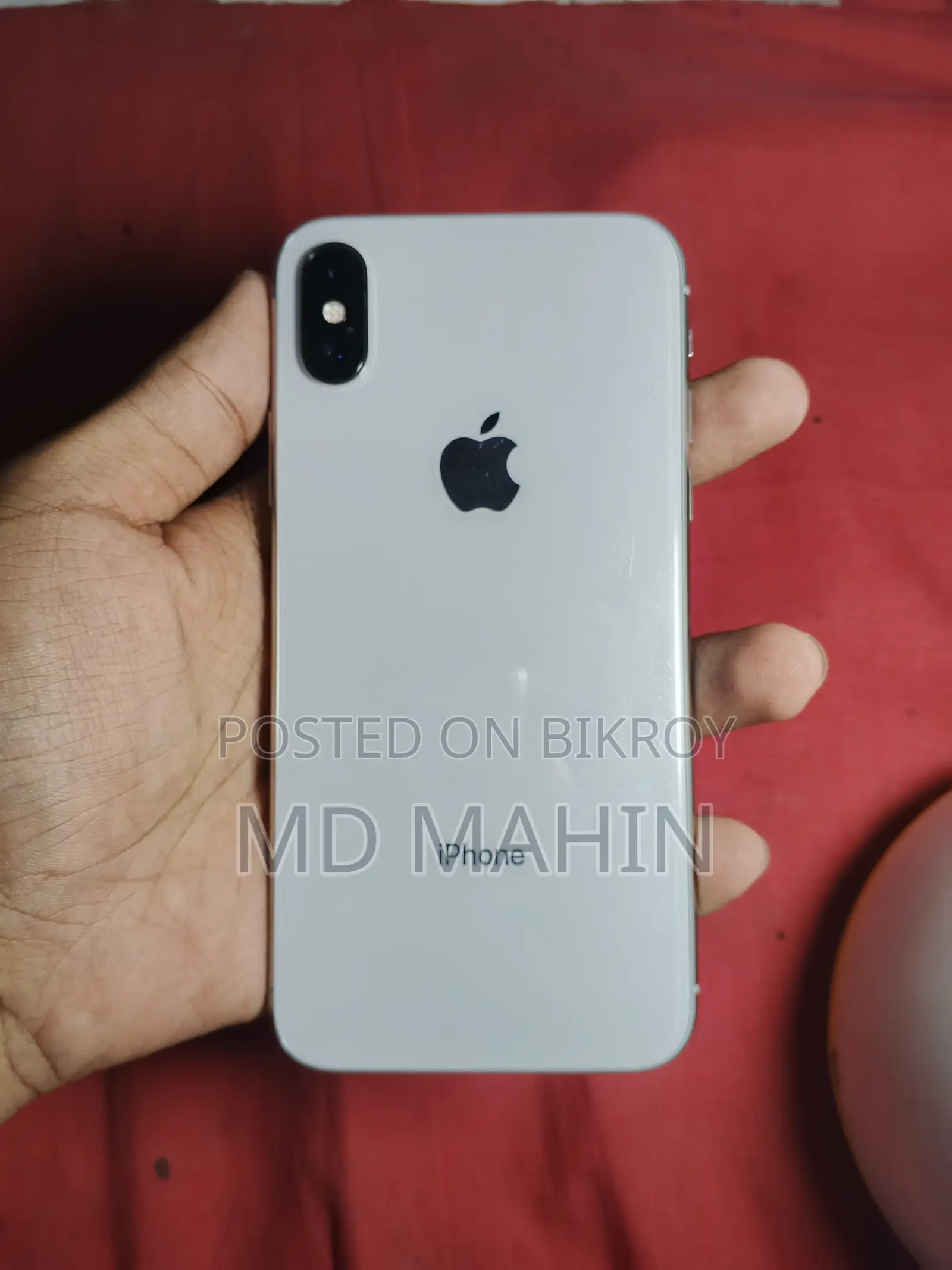 অ্যাপল আইফোন এক্স ২৫৬ জিবি সাদা