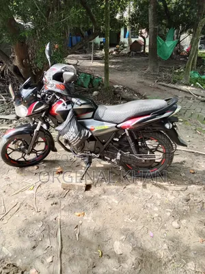 বাজাজ ডিসকভার ১২৫ ২০২২ ব্ল্যাক