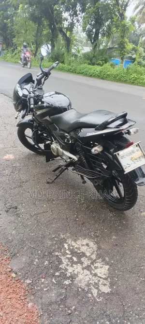 বাজাজ পালসার ১৫০ ২০১৮ কালো
