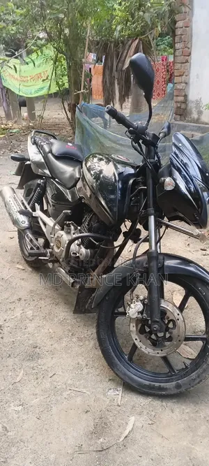 বাজাজ পালসার ১৫০ ২০১৮ কালো