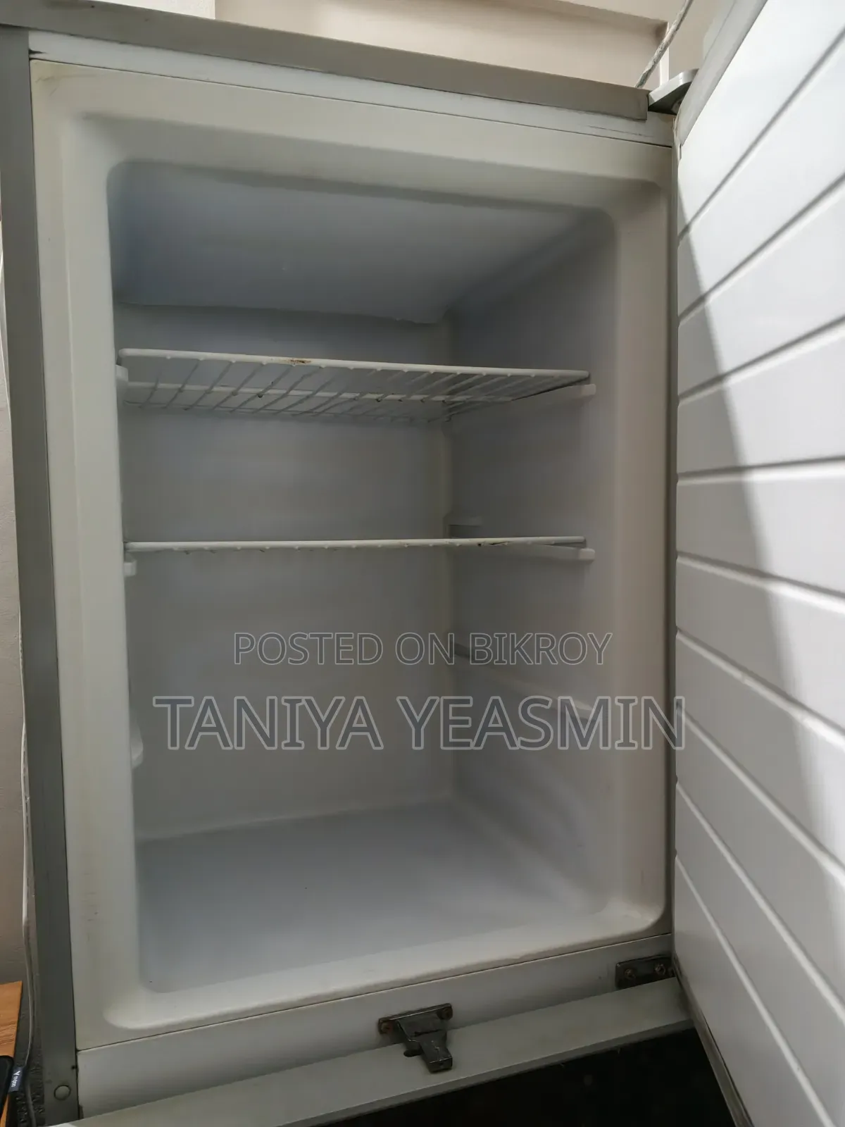 Singer Reflection Double Door Fridge – 10 Years Used – No Cooling