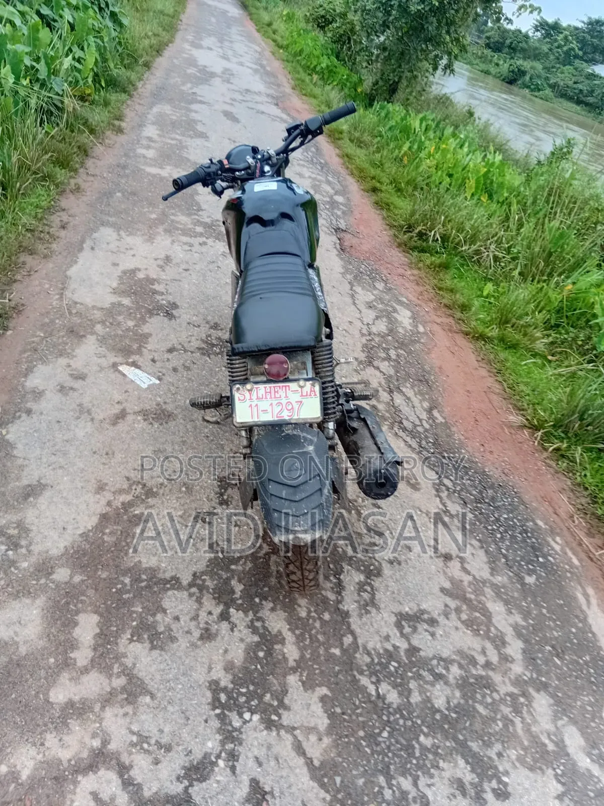 আর্ক ভেক্টর ২০২৬ কালো
