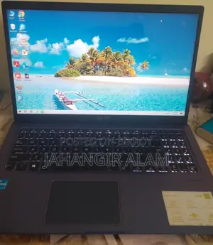 ASUS Laptop 4GB RAM Intel Core i3 Processor 1 Terabyte Hard Disk Drive and Solid State Drive
