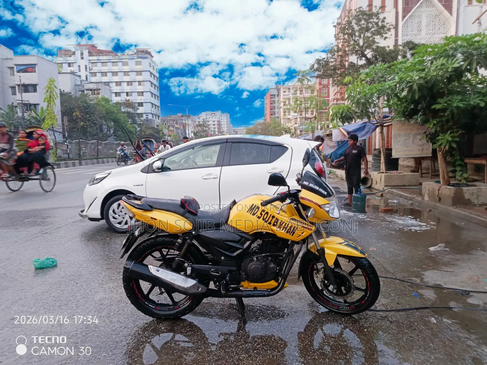 TVS Apache RTR 160 2V 2011 Yellow