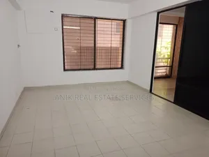গুলশানে ২৩০০ বর্গফুটের অফিস স্পেস ভাড়ার জন্য