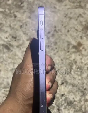 অ্যাপল আইফোন ১২ ৬৪ জিবি