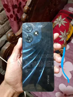 Infinix Hot 30 128 GB Black