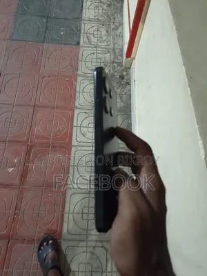 ইএল ২৫৬ জিবি কালো