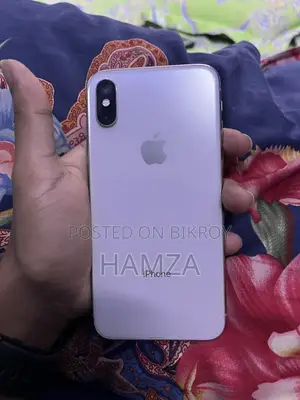 অ্যাপল আইফোন এক্সএস ৬৪ জিবি হোয়াইট