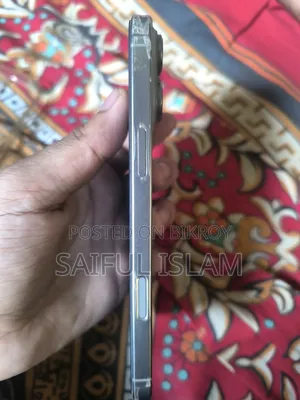 অ্যাপল আইফোন ১৬ প্রো ম্যাক্স ২৫৬ জিবি সাদা