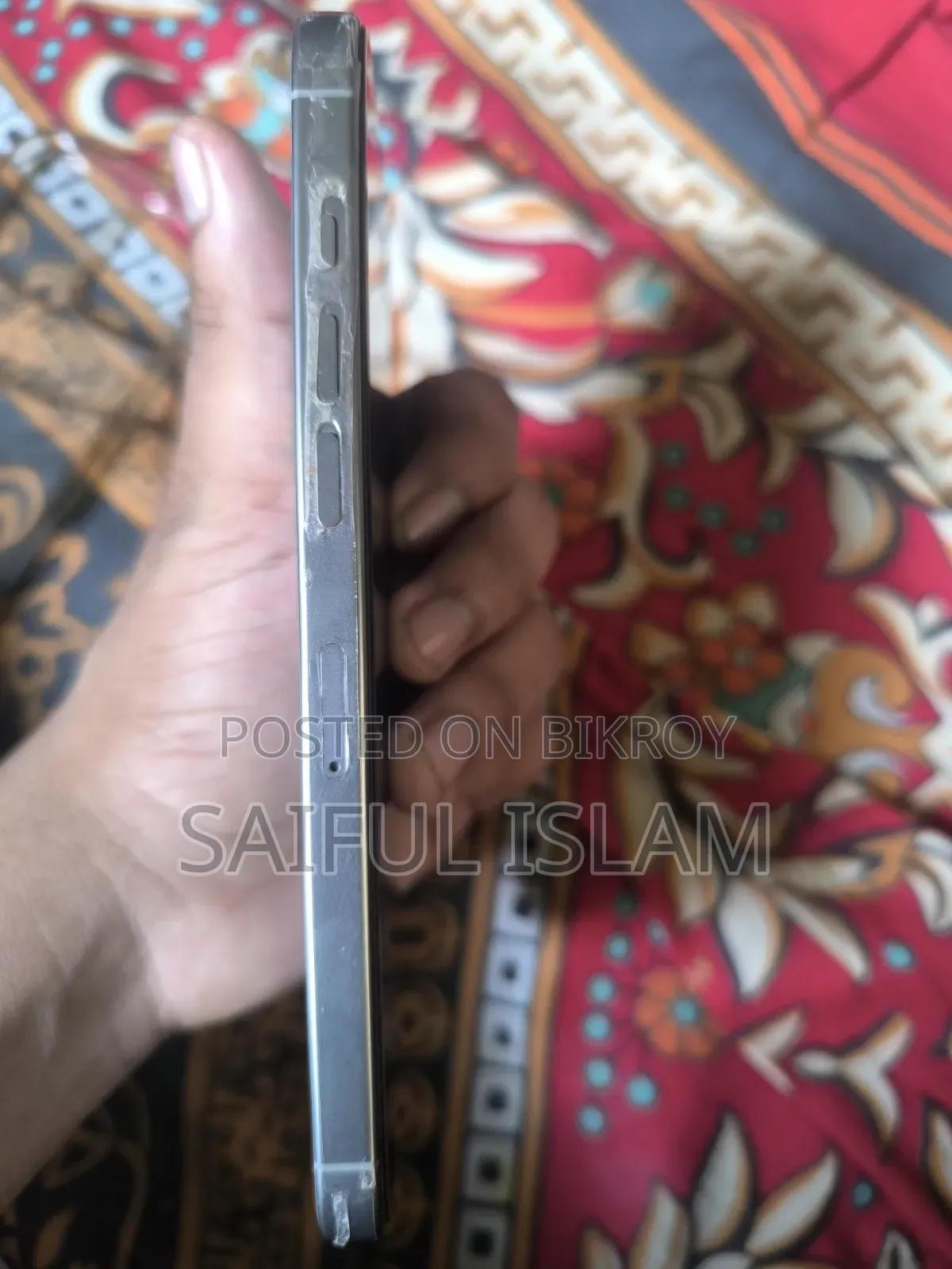 অ্যাপল আইফোন ১৬ প্রো ম্যাক্স ২৫৬ জিবি সাদা