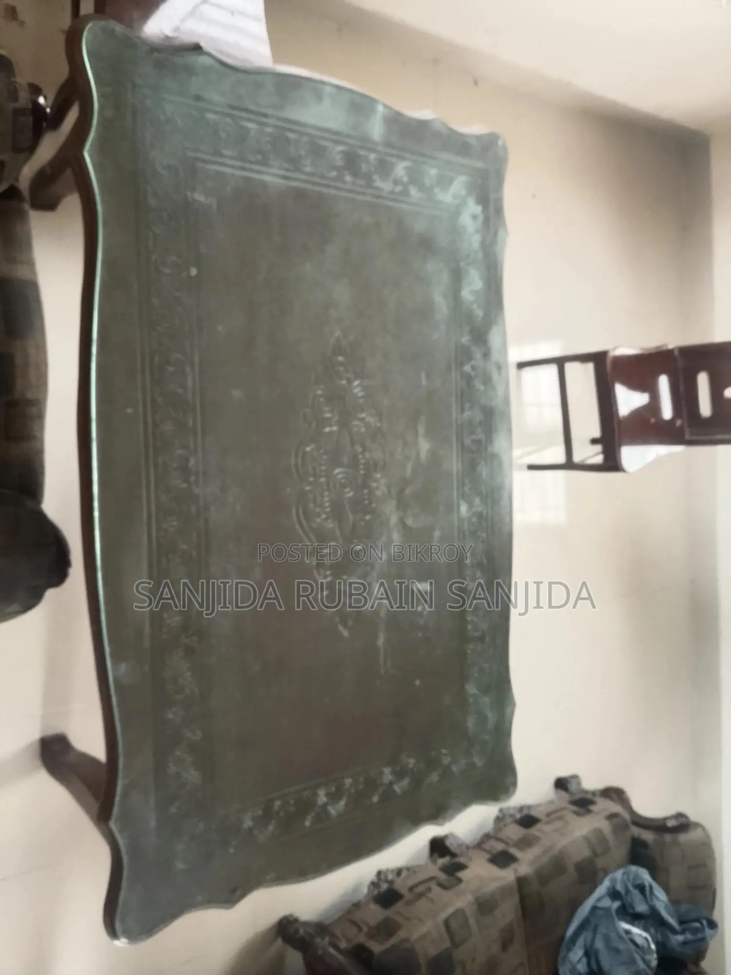 সোফা, ডিভান, ডাইনিং টেবিল