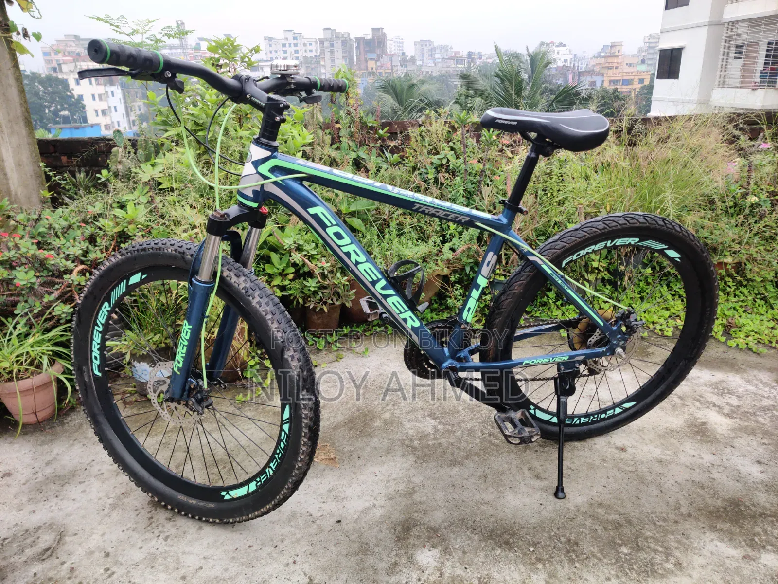 Forever Tracer Mountain Bike Aluminium Bicycle 26 Inches - Excellent Like New