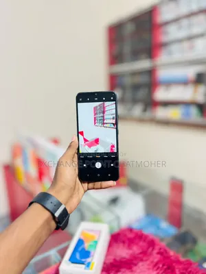 রিয়েলমি সি৬১ ১২৮ জিবি গোল্ড