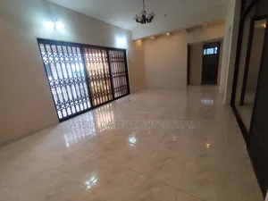 গুলশানে ৩৩৫০-বর্গফুট এক্সক্লুসিভ অফিস স্পেস ভাড়া