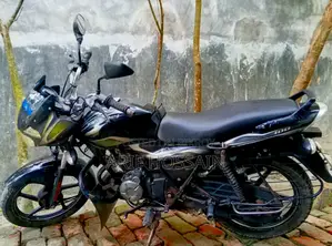 বাজাজ ডিসকভার ১০০ ২০১৪ ব্ল্যাক