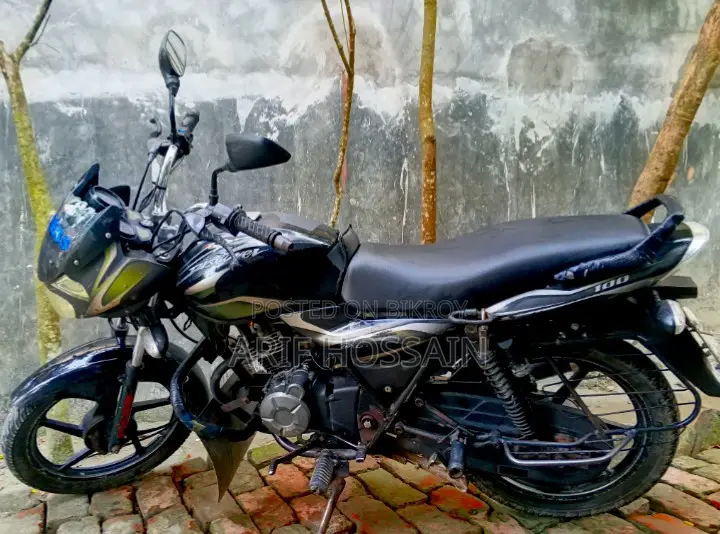 বাজাজ ডিসকভার ১০০ ২০১৪ ব্ল্যাক