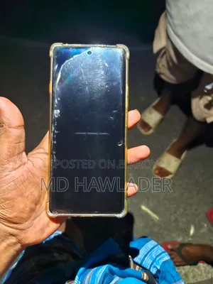 নতুন টেকনো ক্যামন ৪০ ২৫৬ জিবি