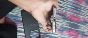 iQOO 256 GB White