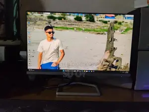 Desktop Computer 8GB Intel Core I5 1.5TB SSD