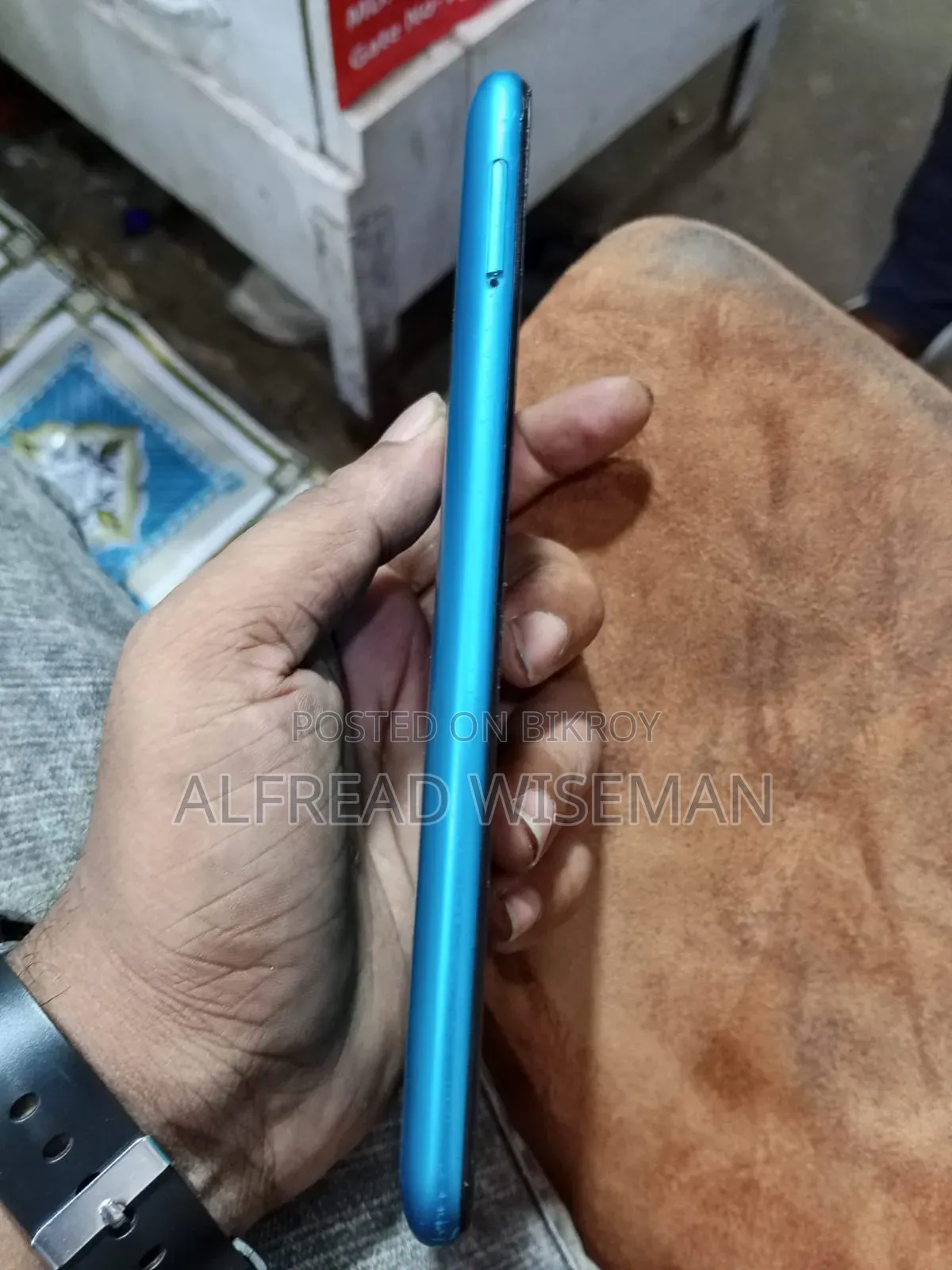 স্যামসাং গ্যালাক্সি এম২০ ৬৪ জিবি নীল