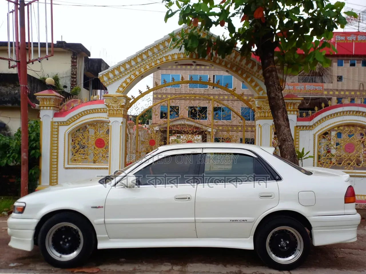 টয়োটা করোল্লা ১৯৯৬ পার্ল