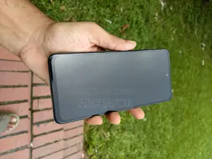 রিয়েলমি নারজো ৬০ ১২৮ জিবি ইয়েলো
