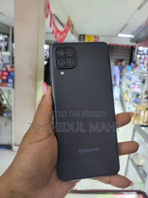 স্যামসাং গ্যালাক্সি এ১২ ৬৪ জিবি ব্ল্যাক