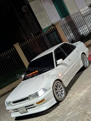 Toyota Corolla 1991 White