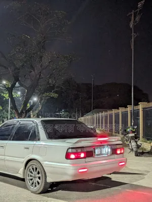 Toyota Corolla 1991 White