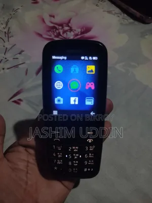 নোকিয়া ২১০ কালো