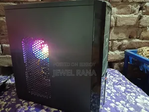 Desktop Computer 4GB RAM Intel Core i3 Processor 500GB SSD