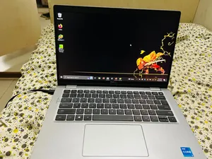 Laptop Dell Latitude 5320 16GB Intel Core i5 SSD 256GB