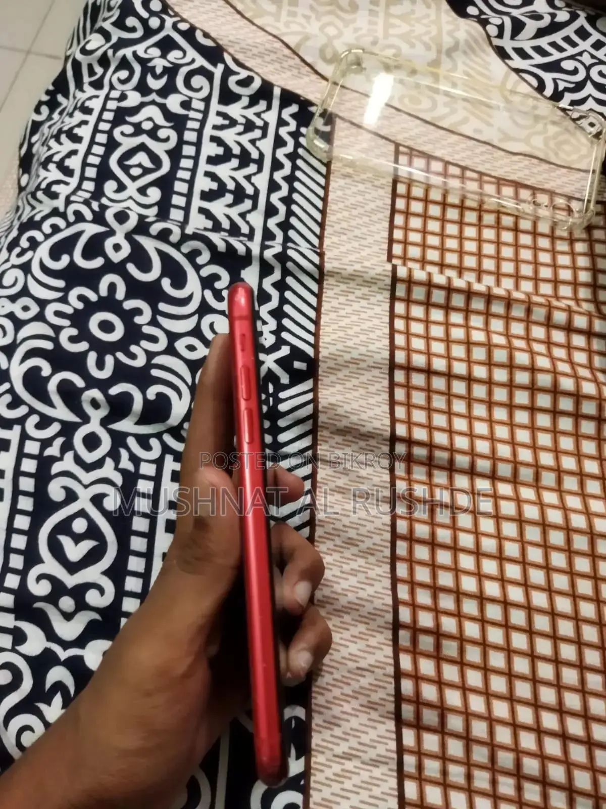 অ্যাপল আইফোন এক্সআর ১২৮ জিবি রেড