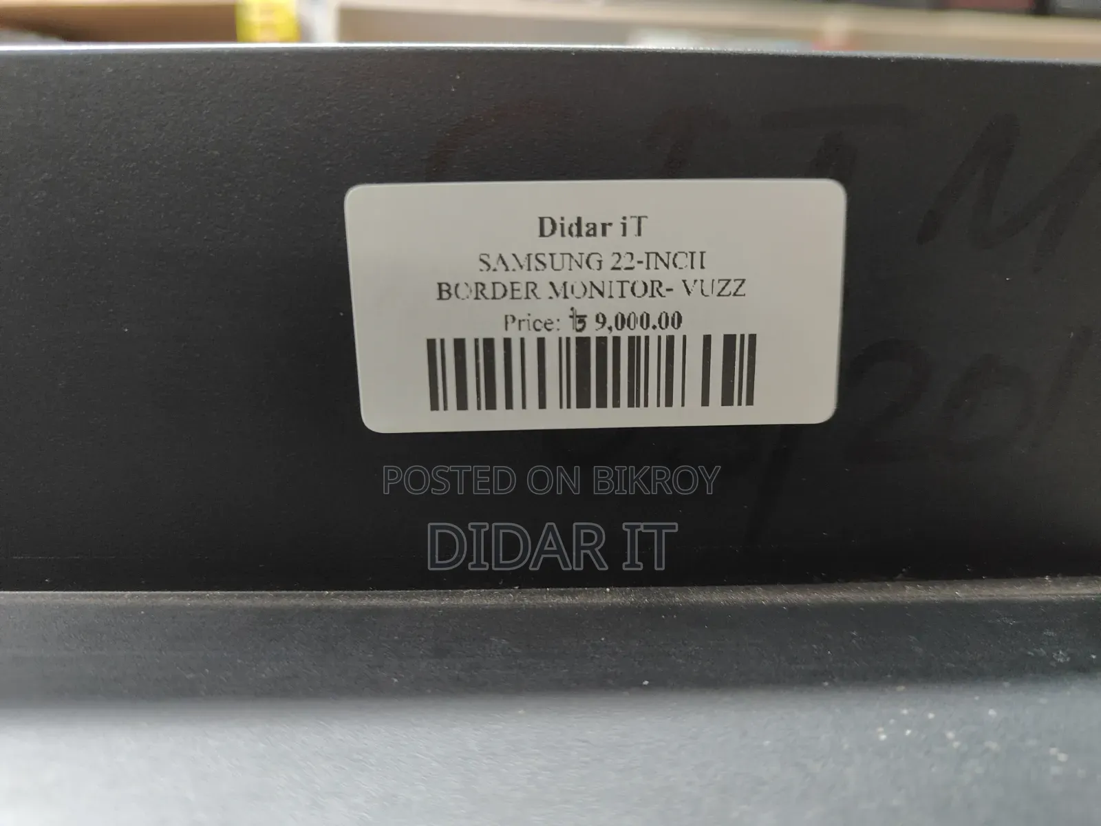 Samsung 22′′ Premium LED Monitor — সুপার ফ্রেশ কন্ডিশনে বিক্রি!