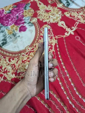Phone 128 GB White