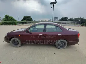 Nissan Sunny 2008