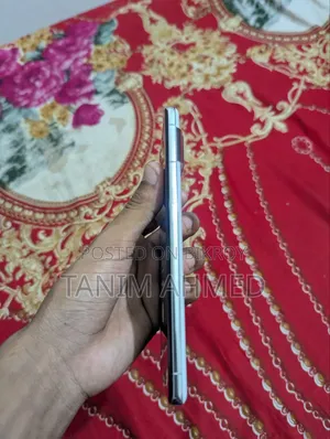 Phone 128 GB White