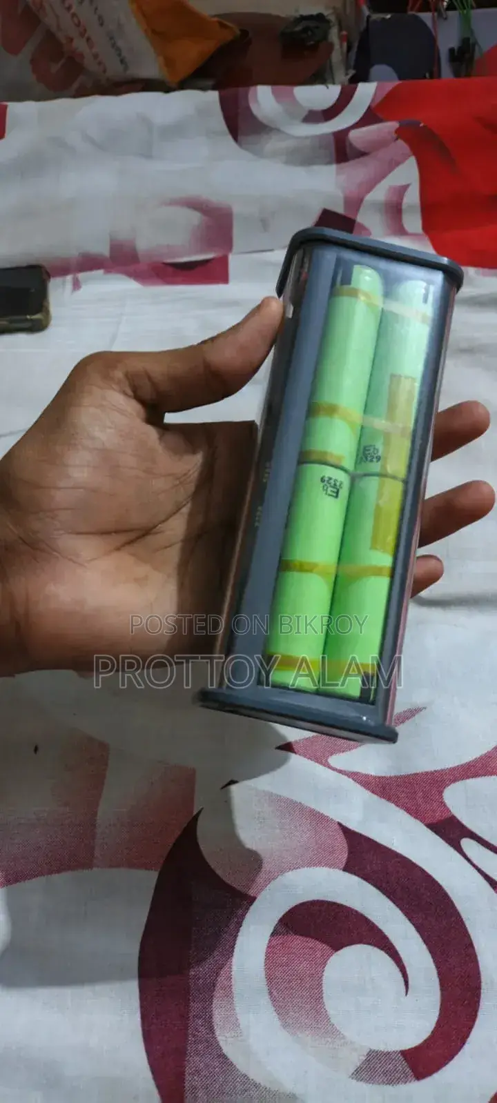 পিডি ২২.৫ডব্লিউ ৮ ব্যাটারি নাথিং ফুল সেট আপ ২০,০০০এমএএইচ ব্যাটারি