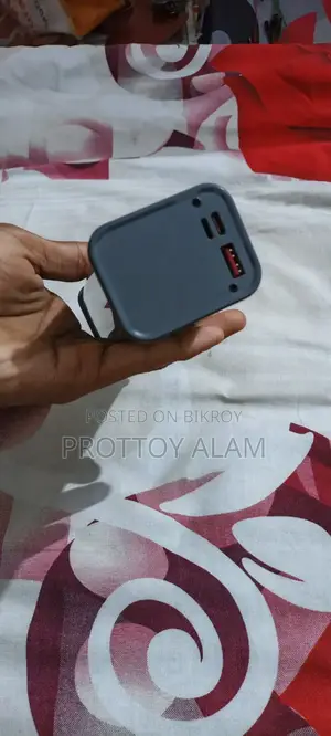 পিডি ২২.৫ডব্লিউ ৮ ব্যাটারি নাথিং ফুল সেট আপ ২০,০০০এমএএইচ ব্যাটারি