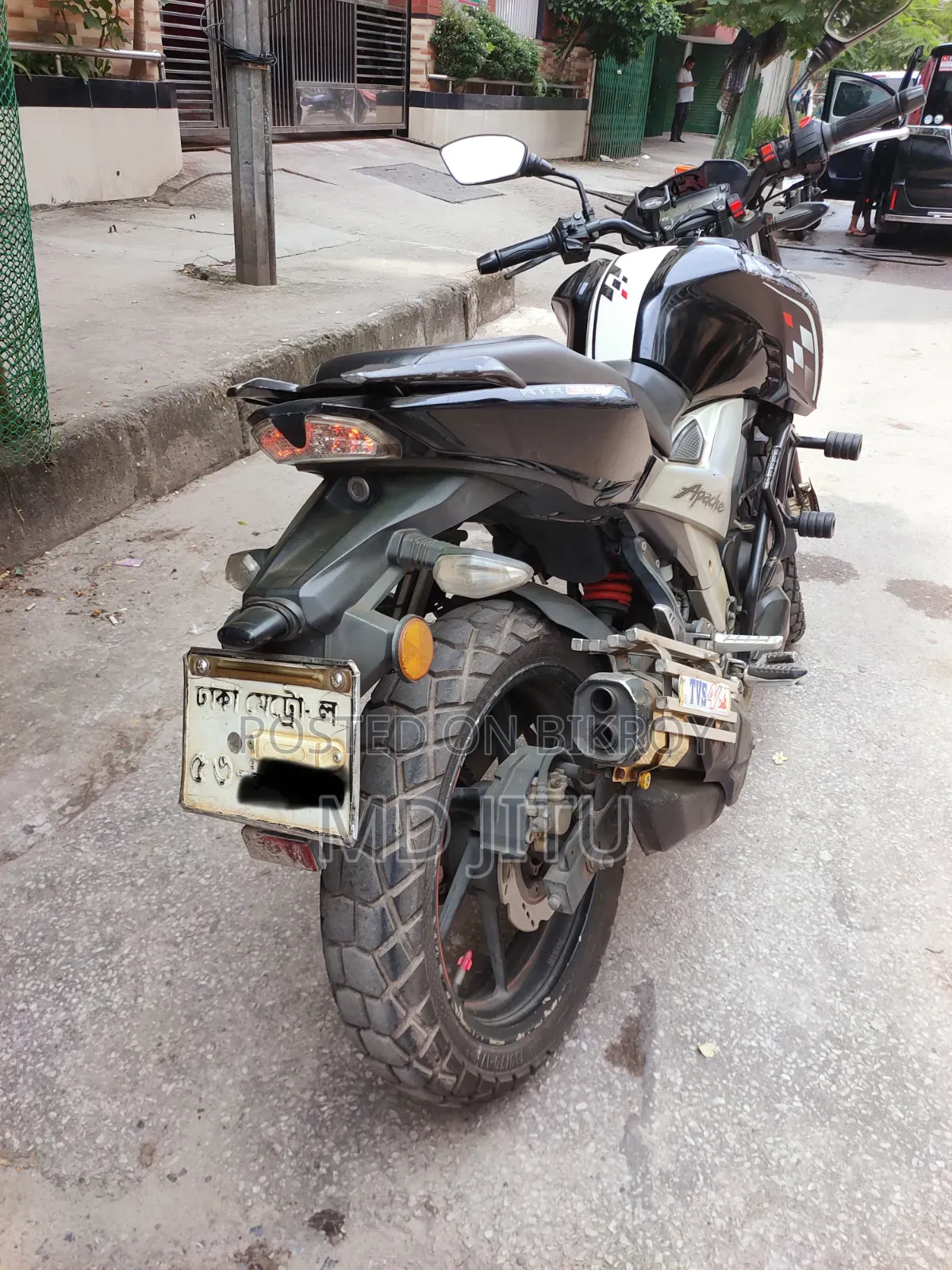 TVS Apache RTR 160 4V 2021 Black