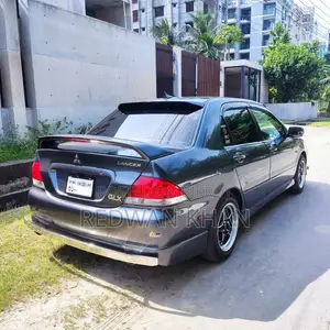 মিতসুবিশি ল্যান্সার ২০০৬ গ্রে