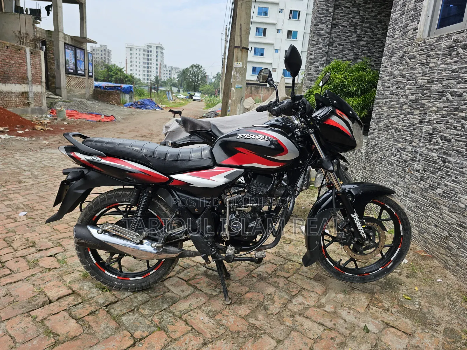 বাজাজ ডিসকভার ১১০ ২০২২ ব্ল্যাক