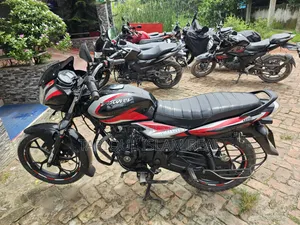 বাজাজ ডিসকভার ১১০ ২০২২ ব্ল্যাক