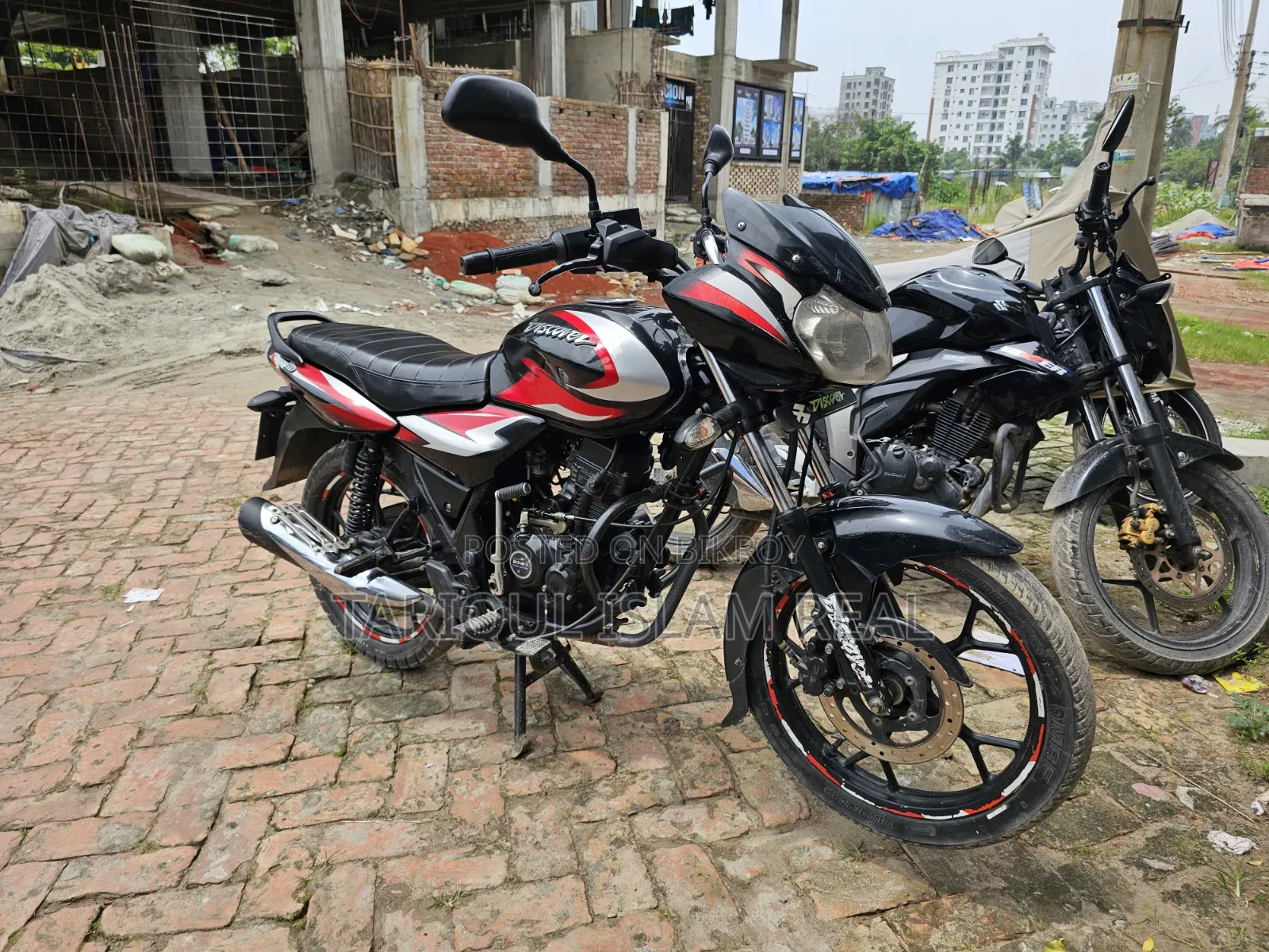 বাজাজ ডিসকভার ১১০ ২০২২ ব্ল্যাক