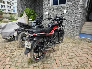 বাজাজ ডিসকভার ১১০ ২০২২ ব্ল্যাক