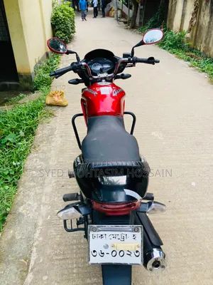 হিরো গ্ল্যামার ২০১৮ লাল