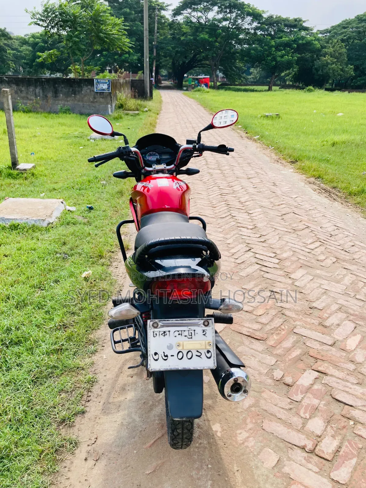 হিরো গ্ল্যামার ২০১৮ লাল