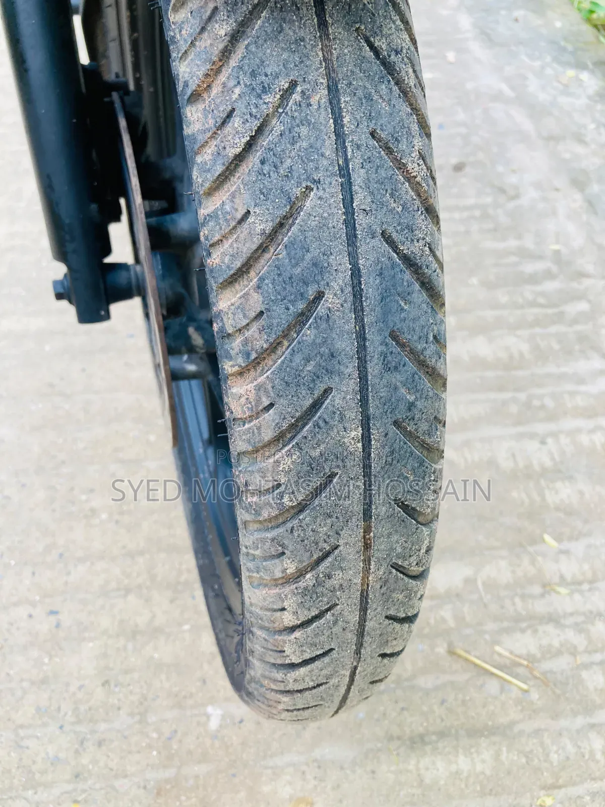 হিরো গ্ল্যামার ২০১৮ লাল