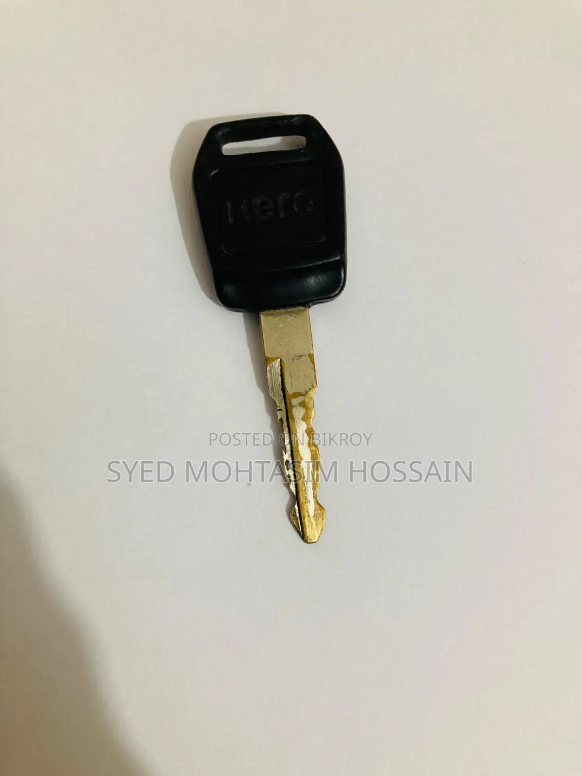 হিরো গ্ল্যামার ২০১৮ লাল